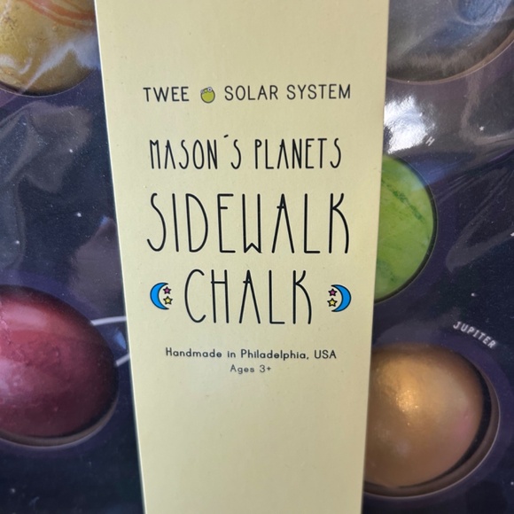Mason’s Planets Sidewalk Chalk. NWT. Ages 3 & UP - Picture 2 of 4
